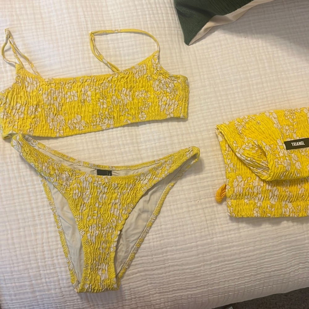 triangl swimsuit with bag!